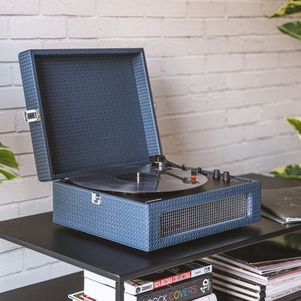 CROSLEY Crosley Voyager Navy - Bluetooth Portable Turntable  & Record Storage Crate