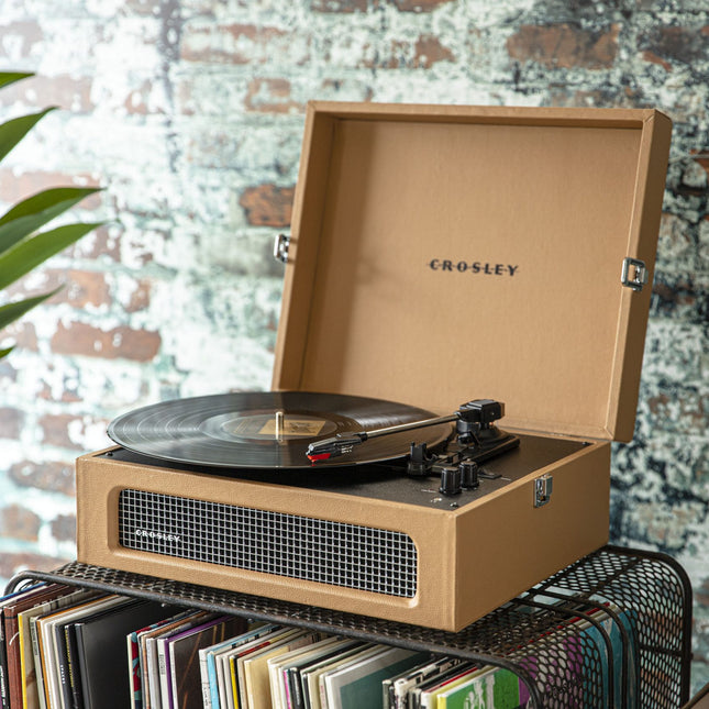 CROSLEY Crosley Voyager Tan - Bluetooth Portable Turntable  & Record Storage Crate