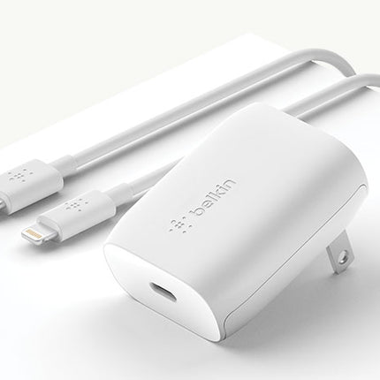 BELKIN BOOST Orange CHARGEOrange 18W or 20W USB-C PD Wall Charger White
