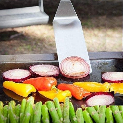 BBQ Griddle Accessories Kit with Heavy Duty Scraper Spatula Turner and Bottles (5pcs)