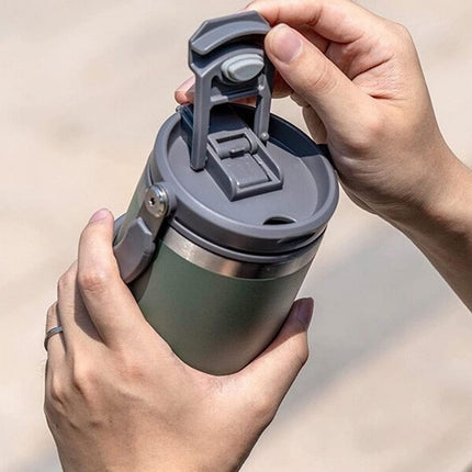 750ML Black Stainless Steel Travel Mug with Leak-proof 2-in-1 Straw and Sip Lid, Vacuum Insulated Coffee Mug for Car, Office, Perfect Gifts, Keeps Liquids Hot or Cold