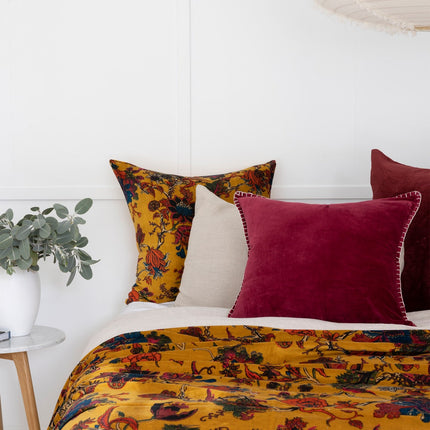 Mexican Painter Velvet Throw, Frida Floral Decorative Throw, Mexican Painter Art Garden Country Mexico Muertes Throw Cotton Velvet Throw