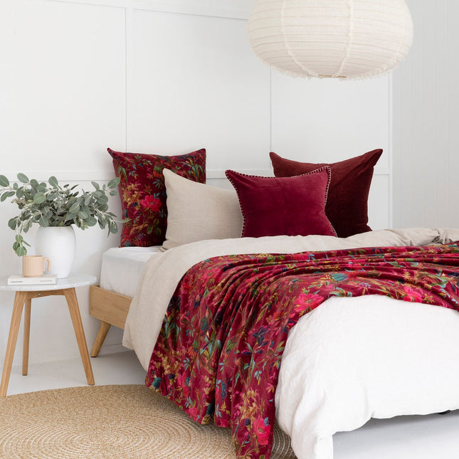 Mexican Painter Velvet Throw, Frida Floral Decorative Throw, Mexican Painter Art Garden Country Mexico Muertes Throw Cotton Velvet Throw