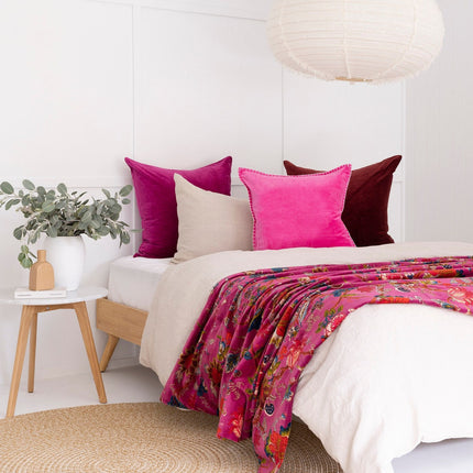 Mexican Painter Velvet Throw, Frida Floral Decorative Throw, Mexican Painter Art Garden Country Mexico Muertes Throw Cotton Velvet Throw