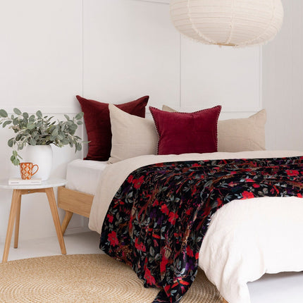 Mexican Painter Velvet Throw, Frida Floral Decorative Throw, Mexican Painter Art Garden Country Mexico Muertes Throw Cotton Velvet Throw