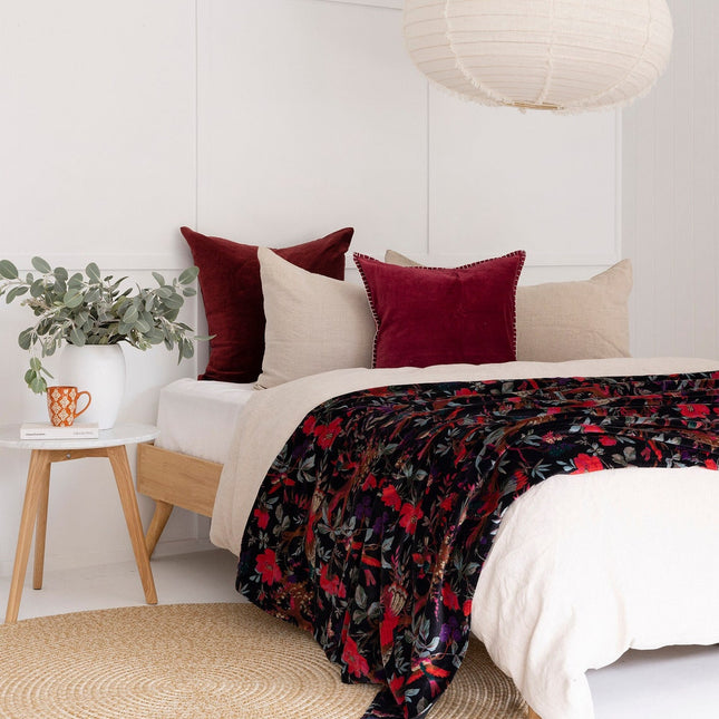 Mexican Painter Velvet Throw, Frida Floral Decorative Throw, Mexican Painter Art Garden Country Mexico Muertes Throw Cotton Velvet Throw