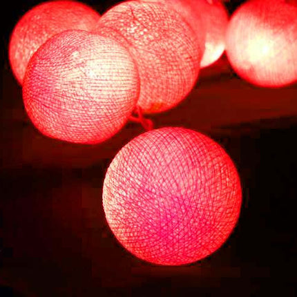 1 Set of 20 LED Red 5cm Cotton Ball Battery Powered String Lights Christmas Gift Home Wedding Party Bedroom Decoration Outdoor Indoor Table Centrepiece