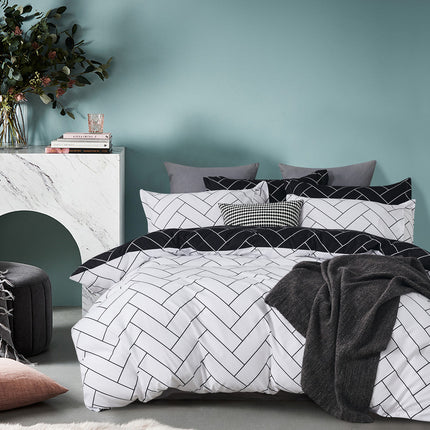 Glen microfiber reversible quilt cover set-super king size